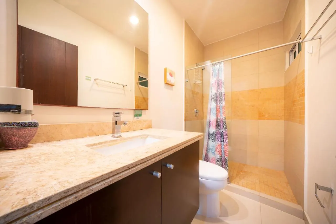 Modern 2 Bedroom Condo With Pool, Bbq & Gym - Solana At Sabbia Condos Playa del Carmen Mexikó