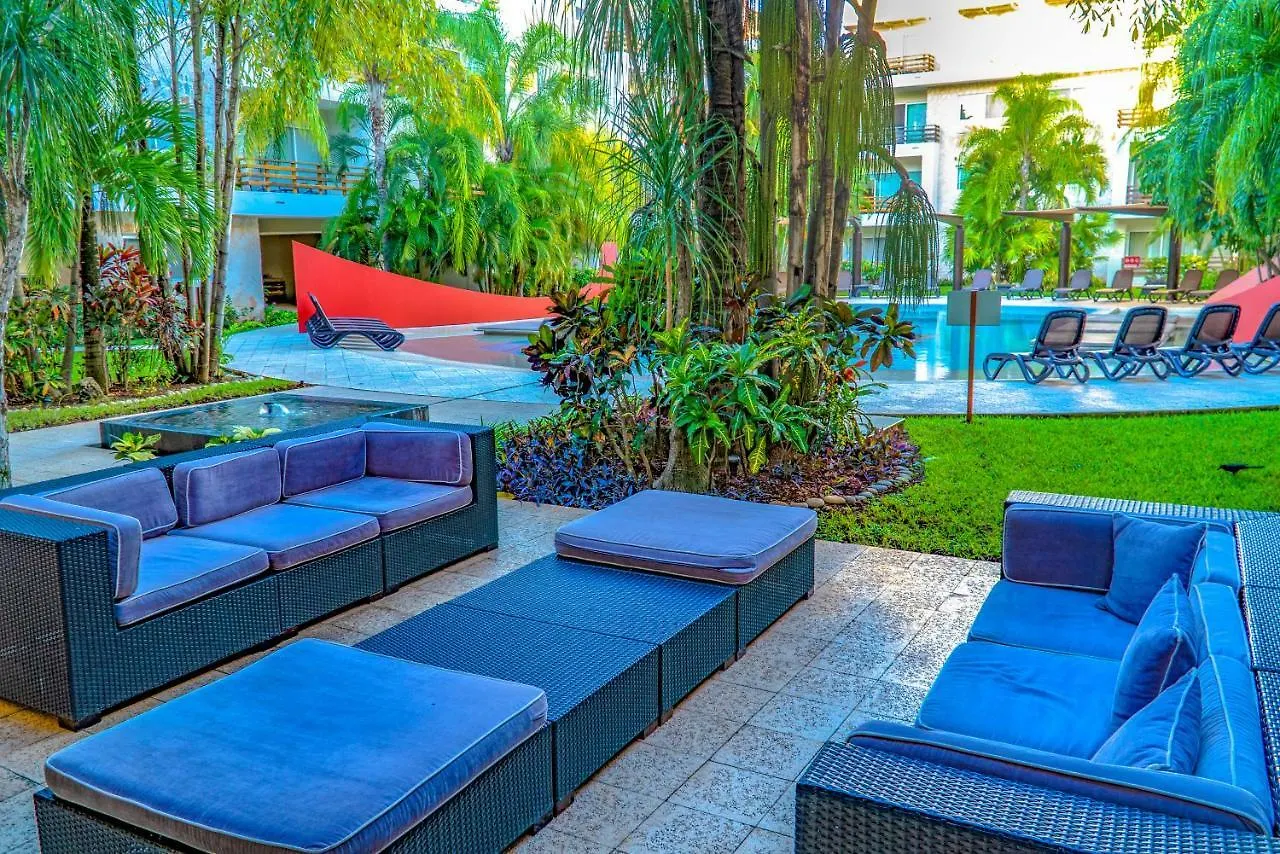 Modern 2 Bedroom Condo With Pool, Bbq & Gym - Solana At Sabbia Condos Playa del Carmen 0*,
