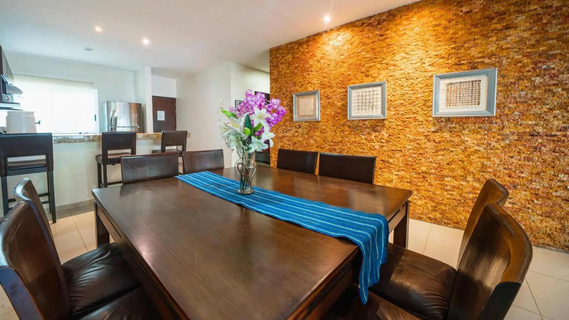 Modern 2 Bedroom Condo With Pool, Bbq & Gym - Solana At Sabbia Condos Playa del Carmen Hébergement de vacances